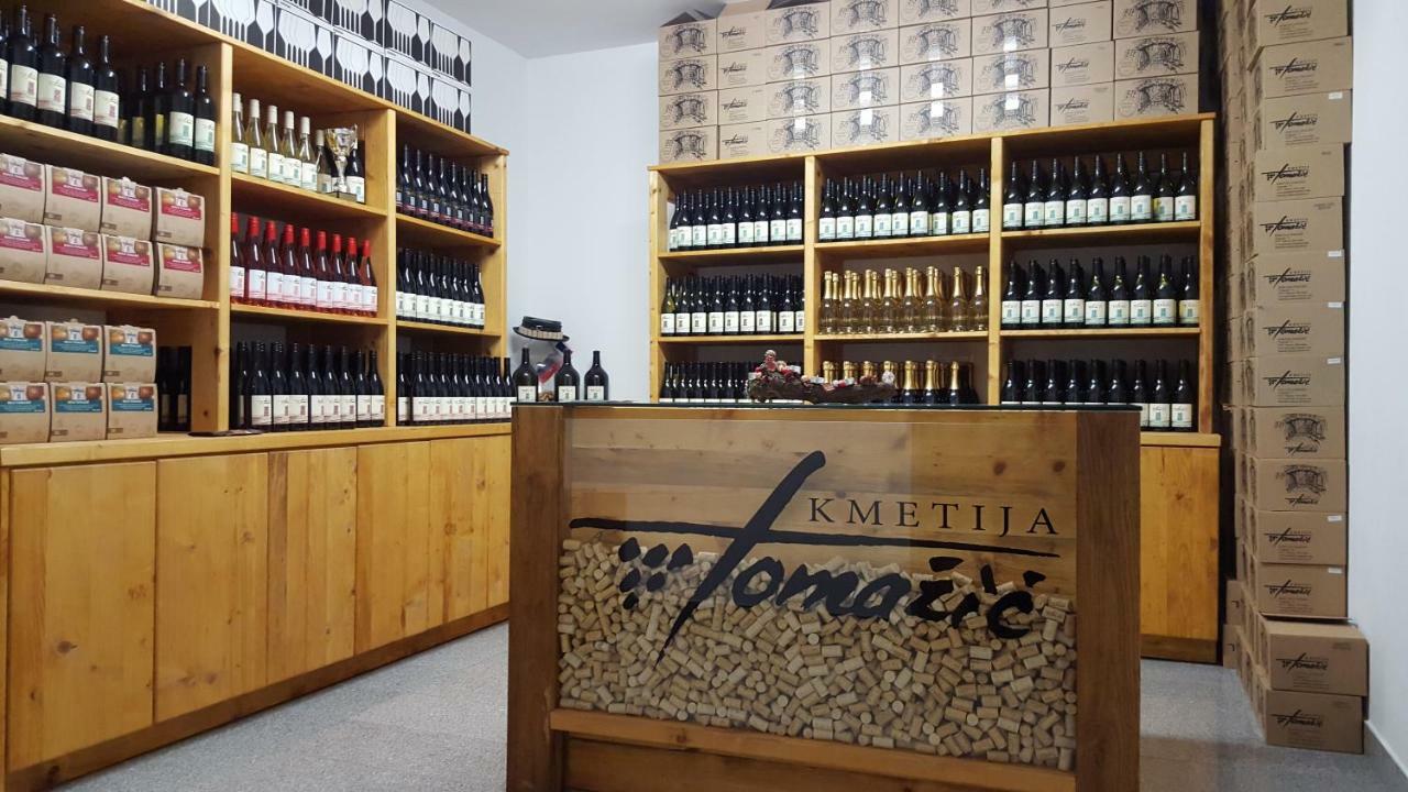 Kmetija Tomazic Vinska Klet - Winery Apartment Vipava Ngoại thất bức ảnh